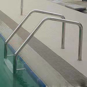 Regulowana drabinka do basenu  – Pool Ladder Above Ground recenzja i cena